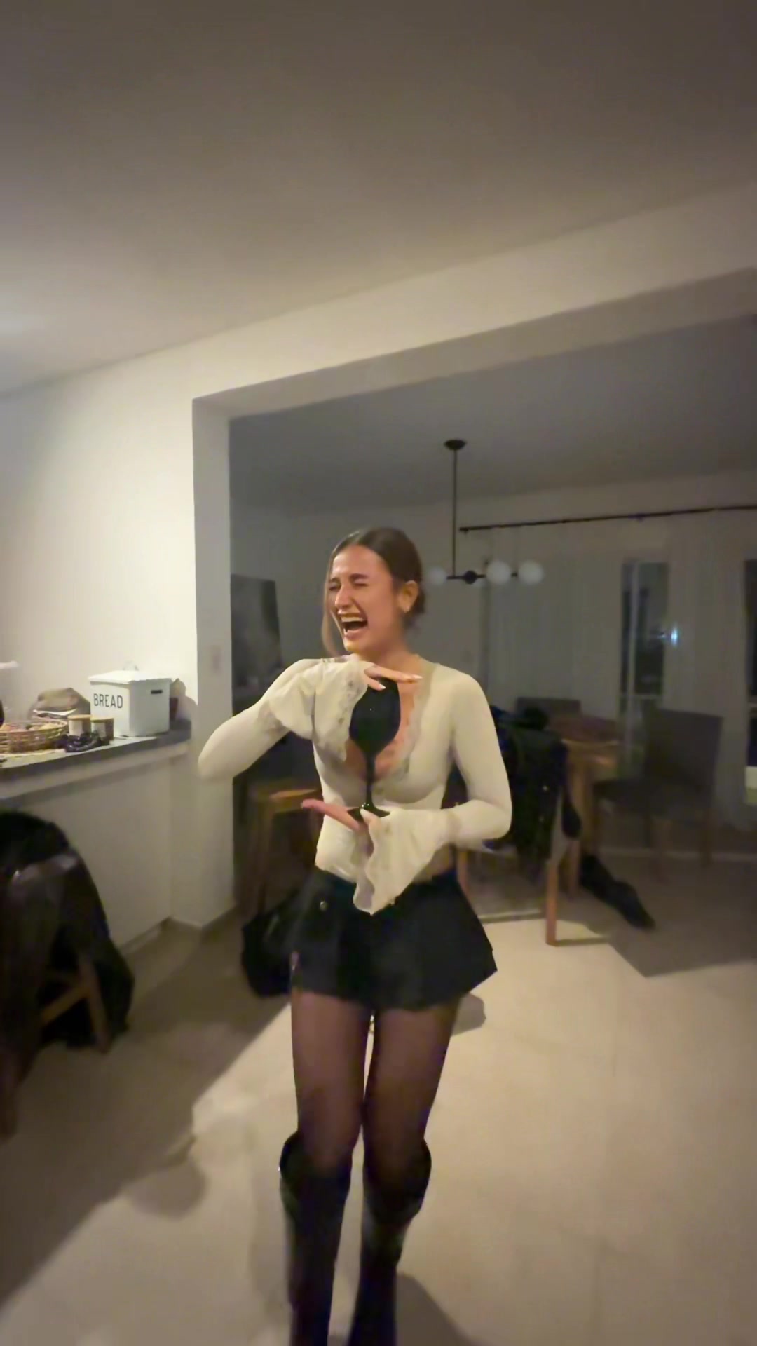 @Valentina