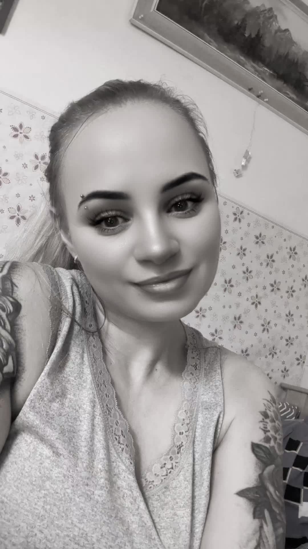 @Paulina Paula🇩🇪🇩🇪🇵🇱🇵🇱