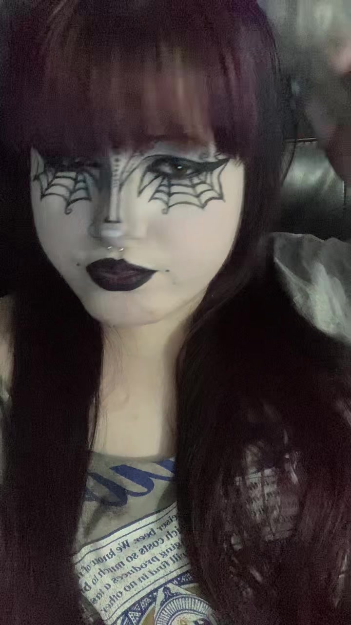 @princess_hollie01🦇