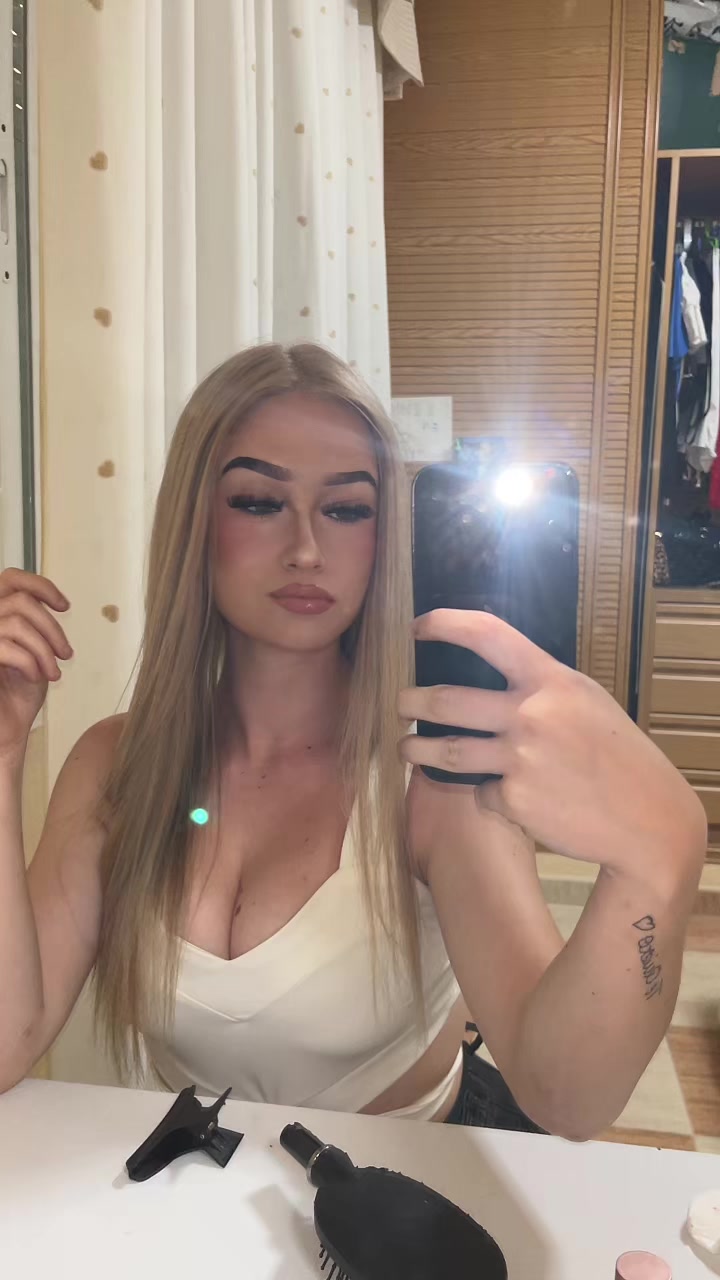 @️