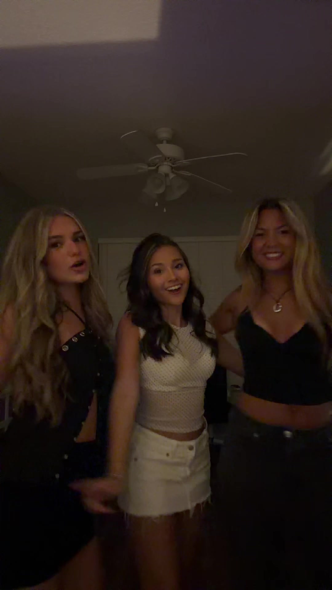 @KV