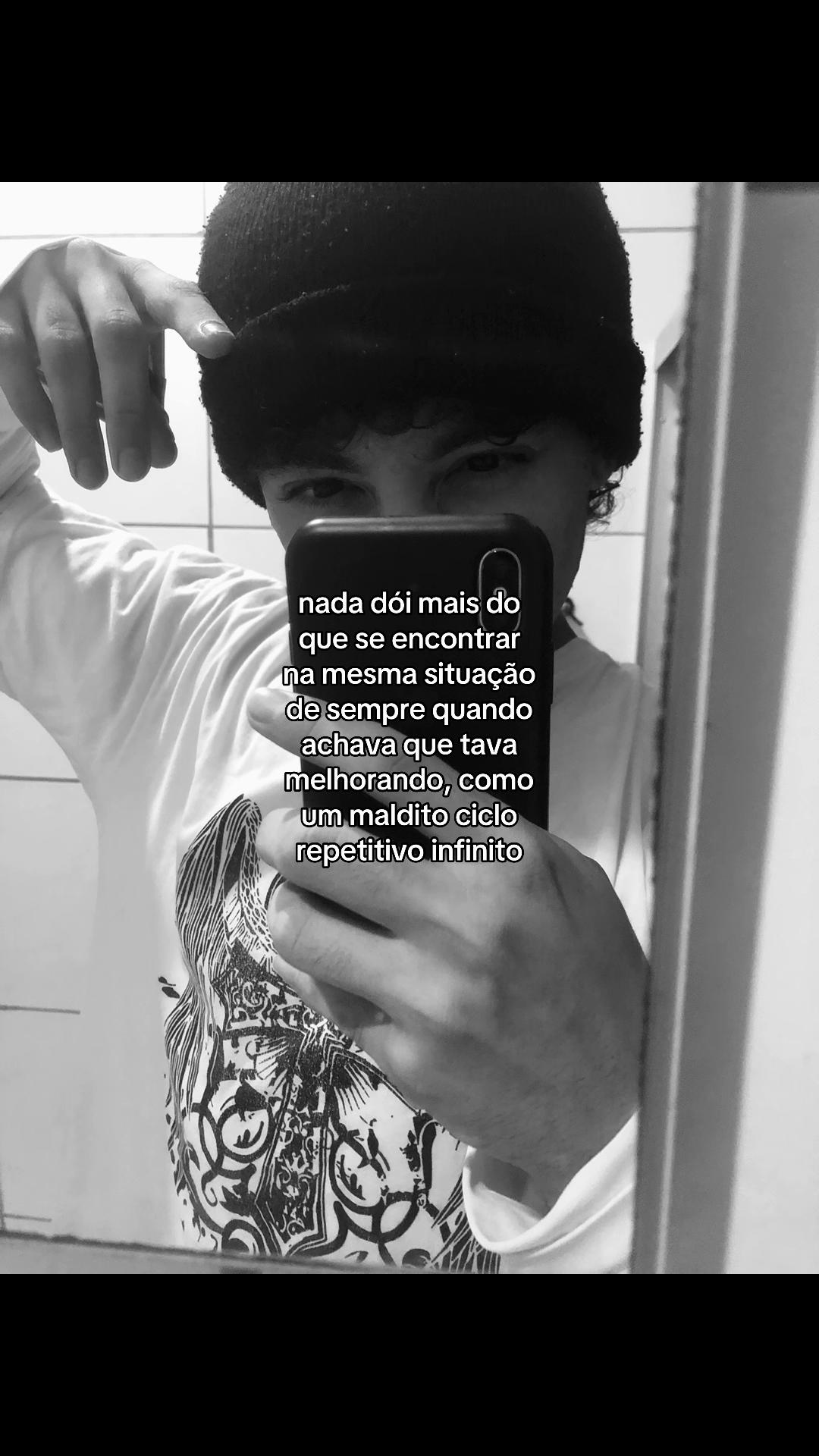 @✮