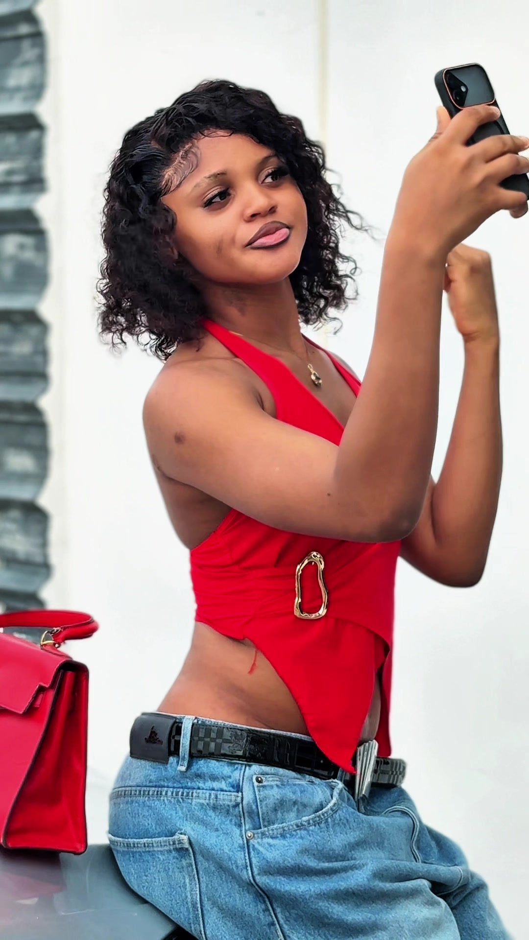 @afroblueries
