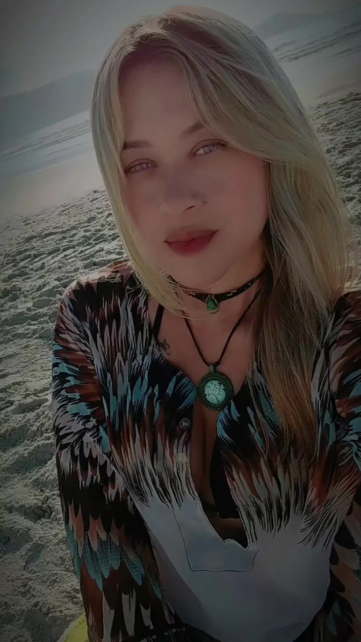 @Carol🧿