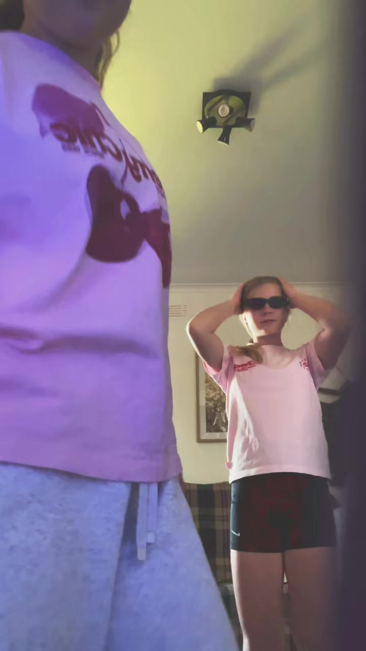 @⋆˚࿔ 𝑰𝐯𝐲 𝜗𝜚˚⋆