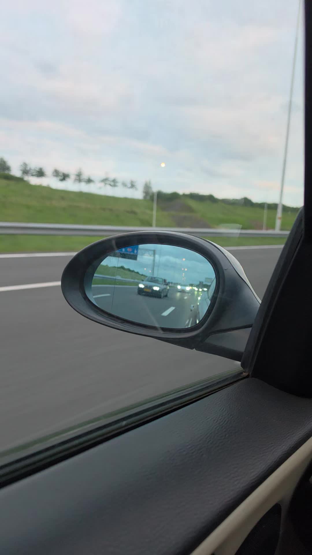 @Martin  Nl  🇳🇱
