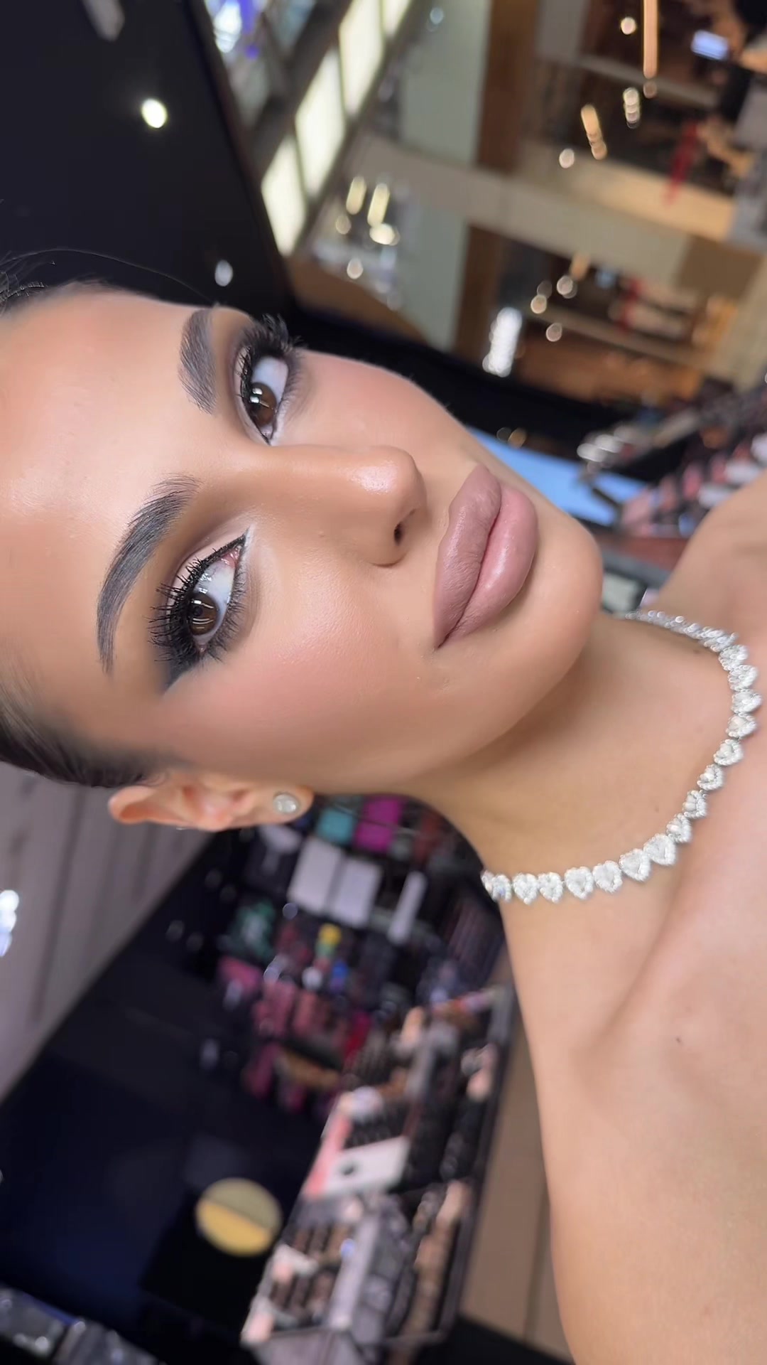 @Raya Petrova | Makeup Artist