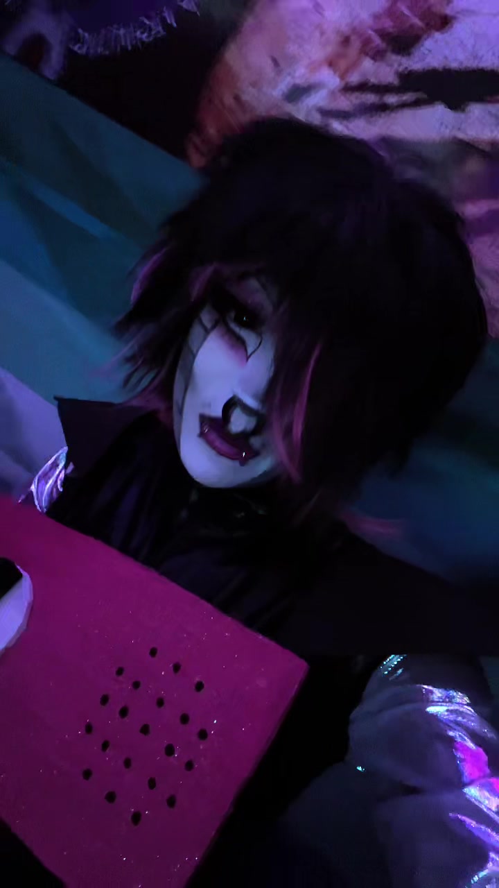 @Sollux 🦑🐇