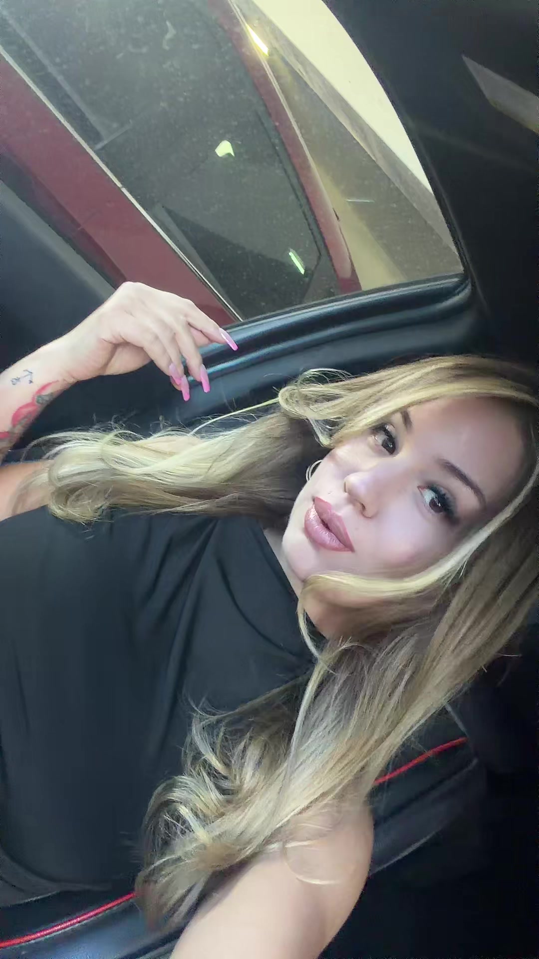 @Kar.