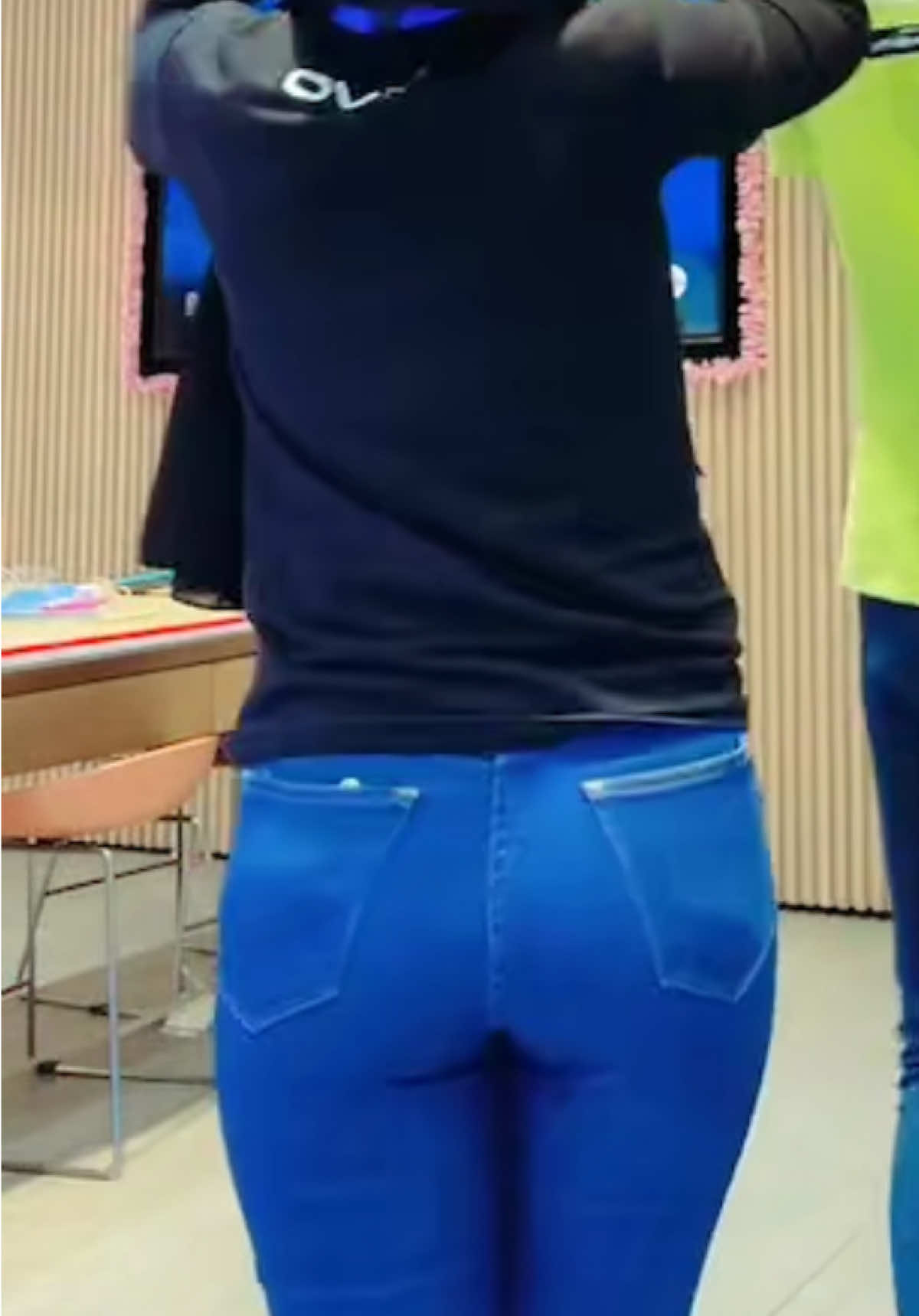 @hmmm_mm105