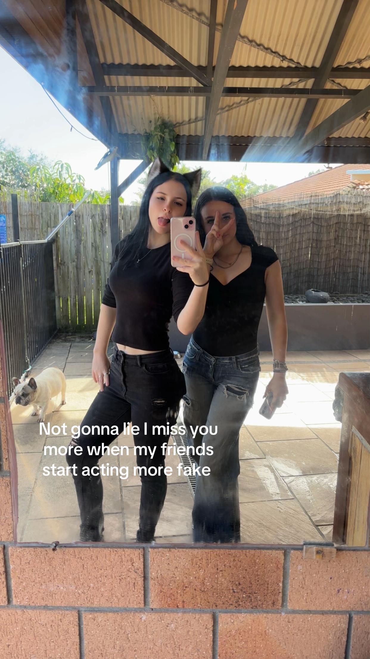 @Usxr_XKRRI