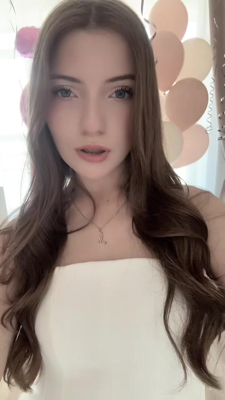 @𝑴.