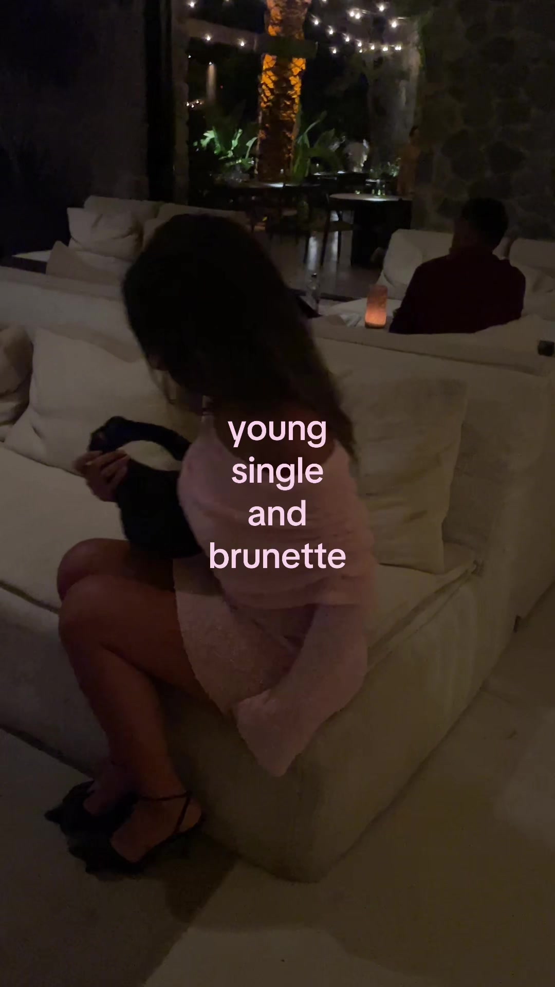 @𝒜𓃮