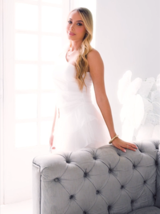 @Livira Fashion,