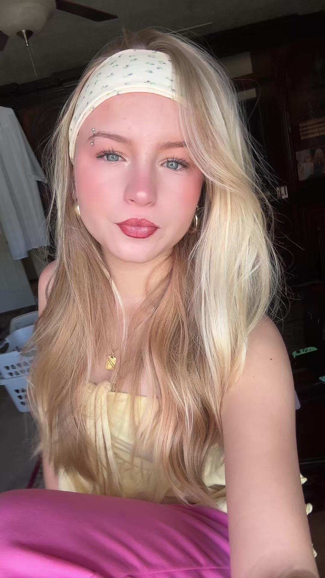 @𝓈𝒾ℯ𝓃𝓃𝒶𝒶 ✝️