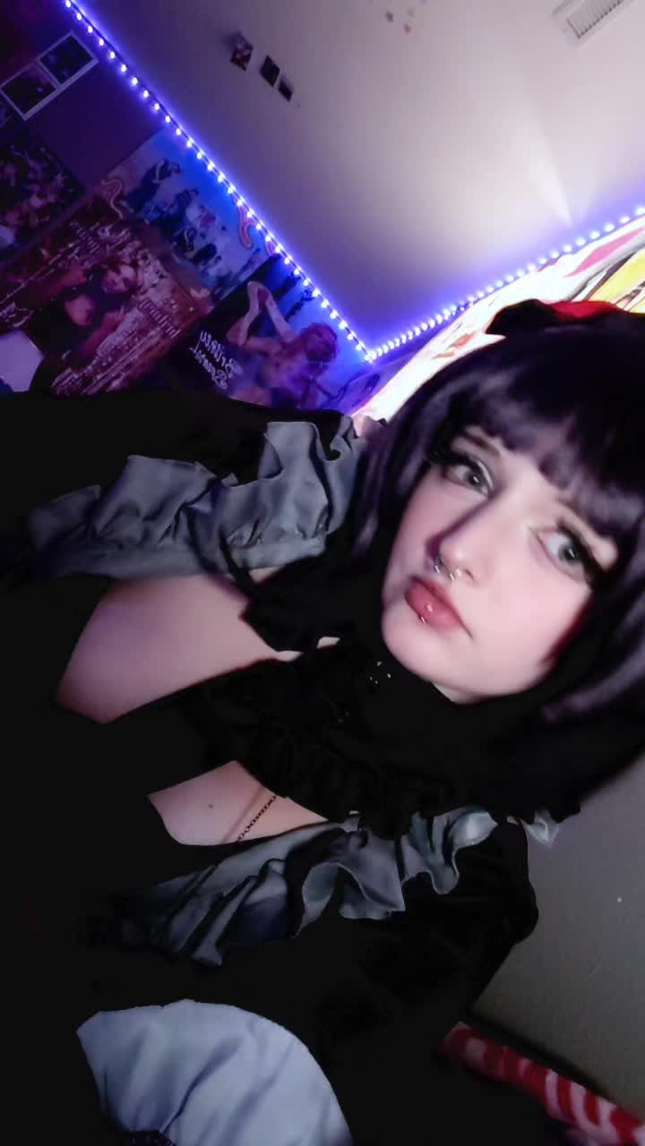 @ˏˋ&deg;&bull;*⁀➷ Evie