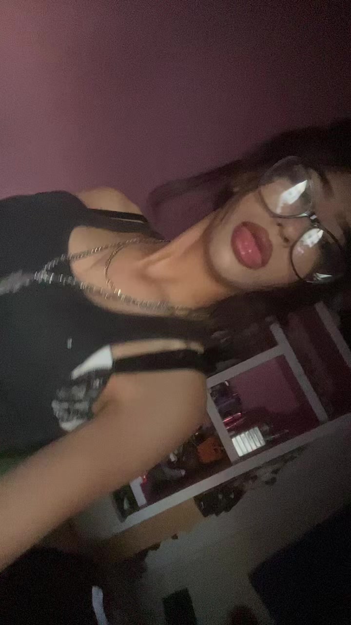 @la_leal_LD