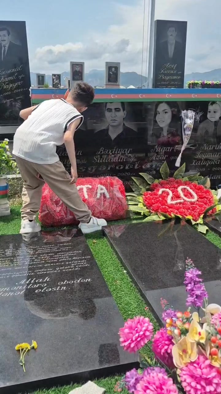 @🇦🇿ŞƏHIDLƏR &Ouml;LMƏZ 🇦🇿