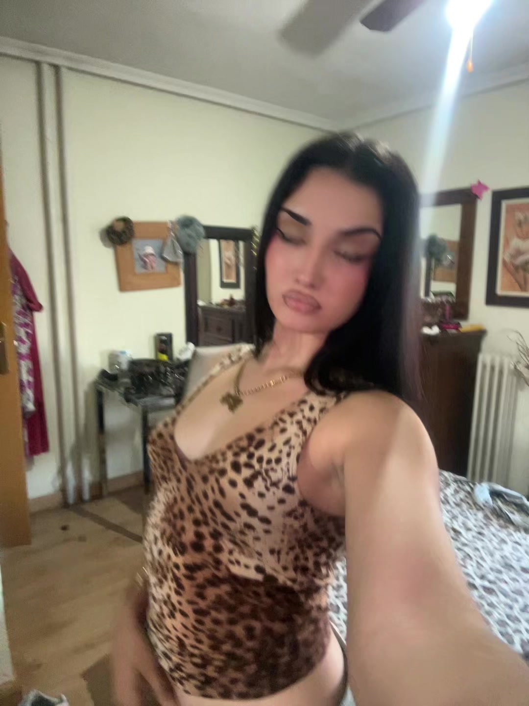 @<3