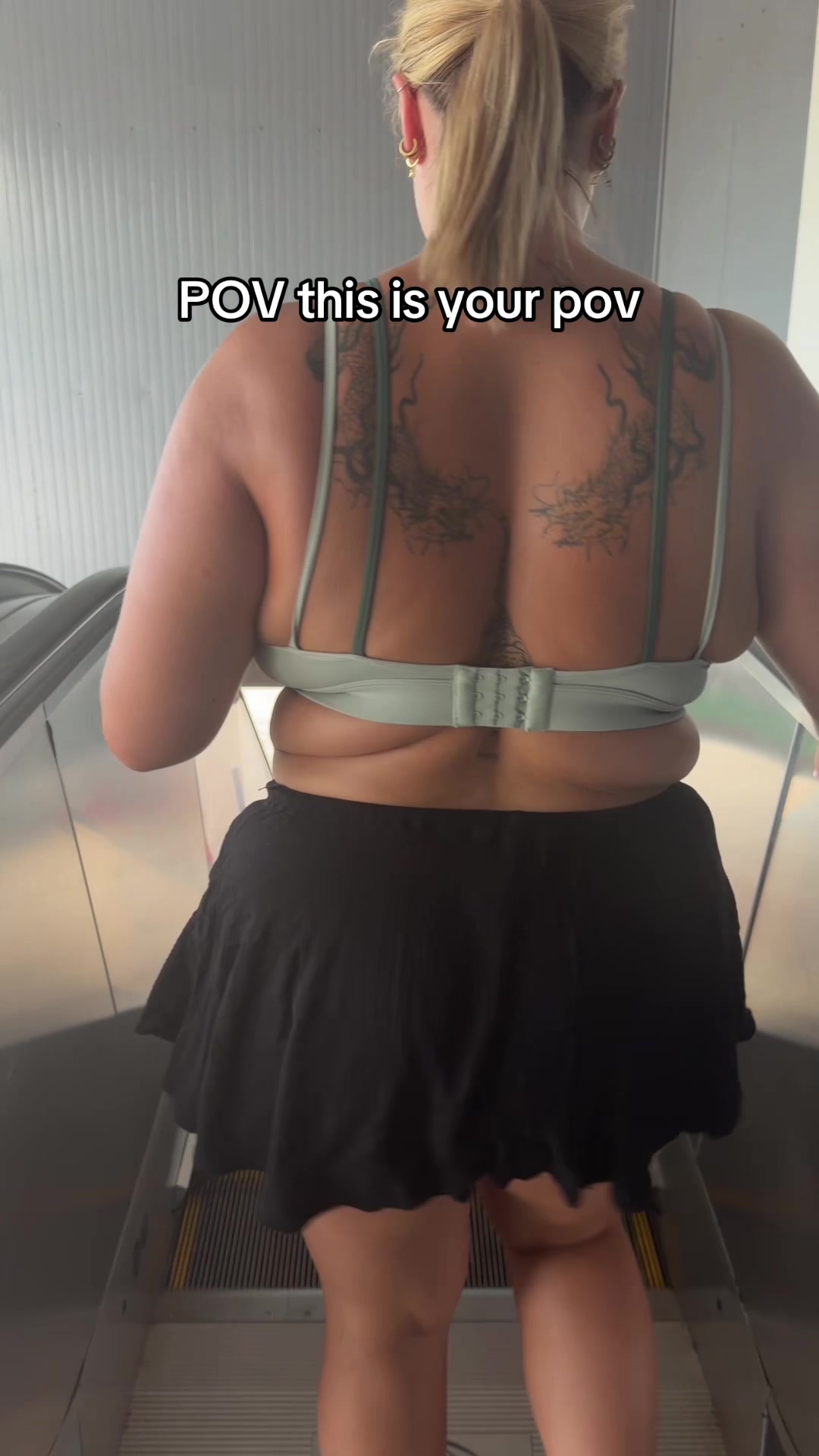 @curvymamilau
