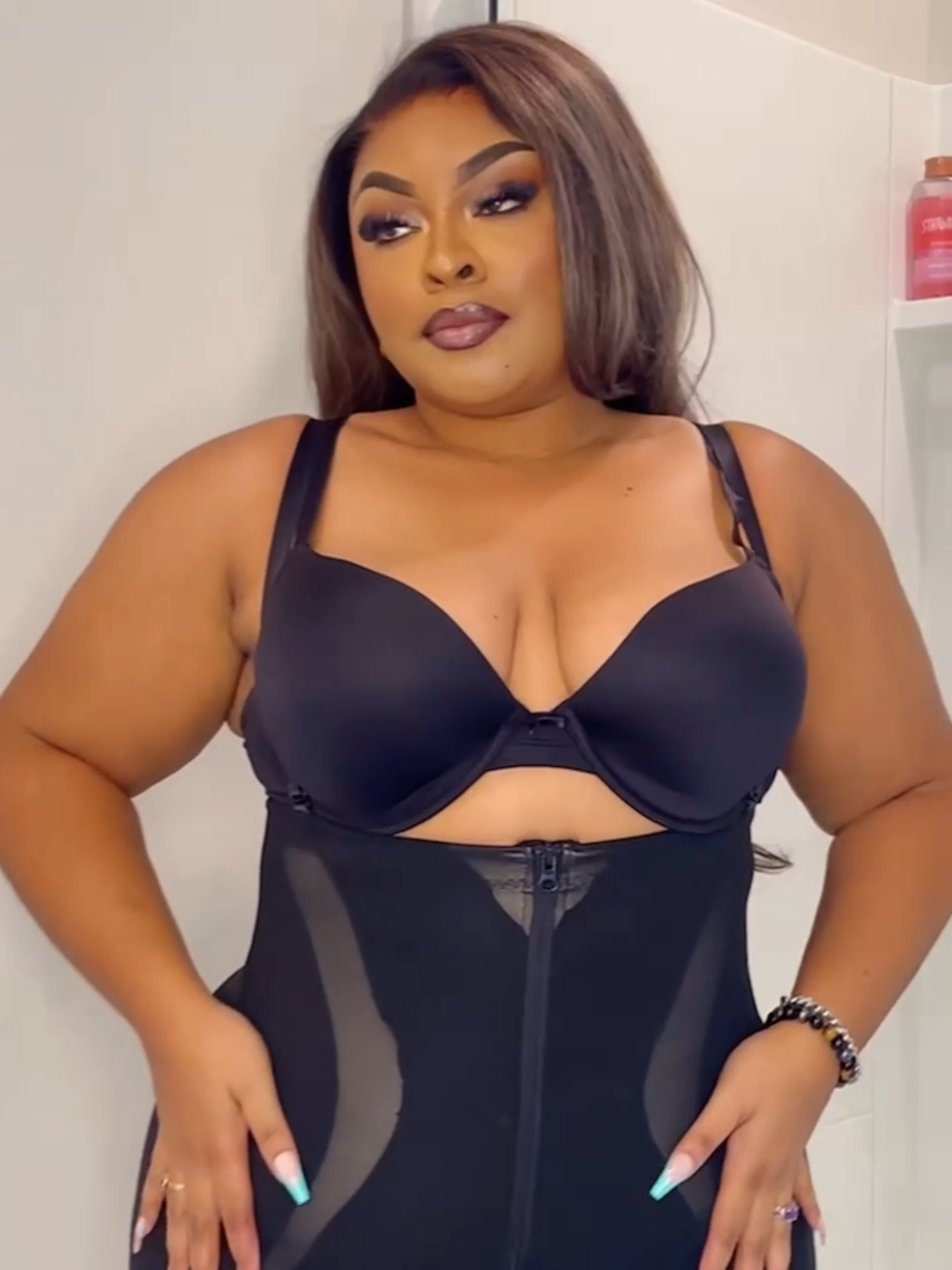 @SHAPELLX