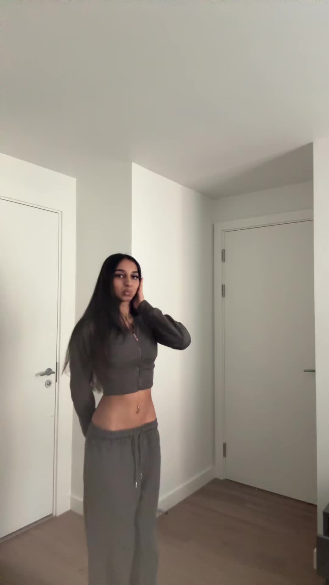 @khiarra