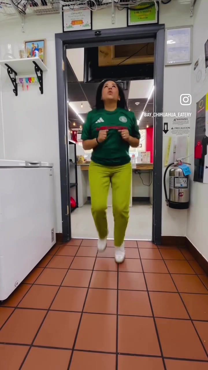 @Ay Chihuahua!