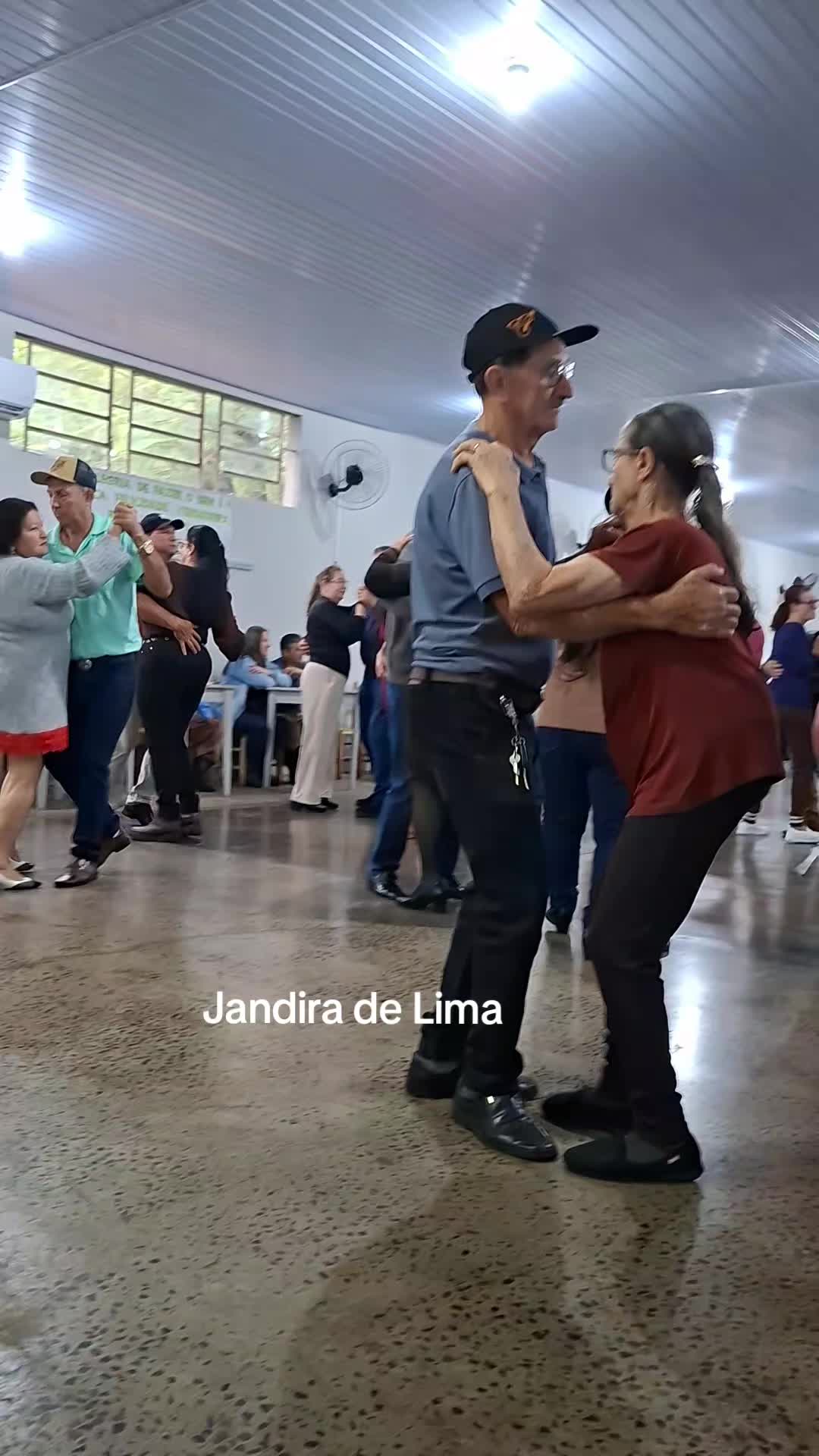 @Jandira
