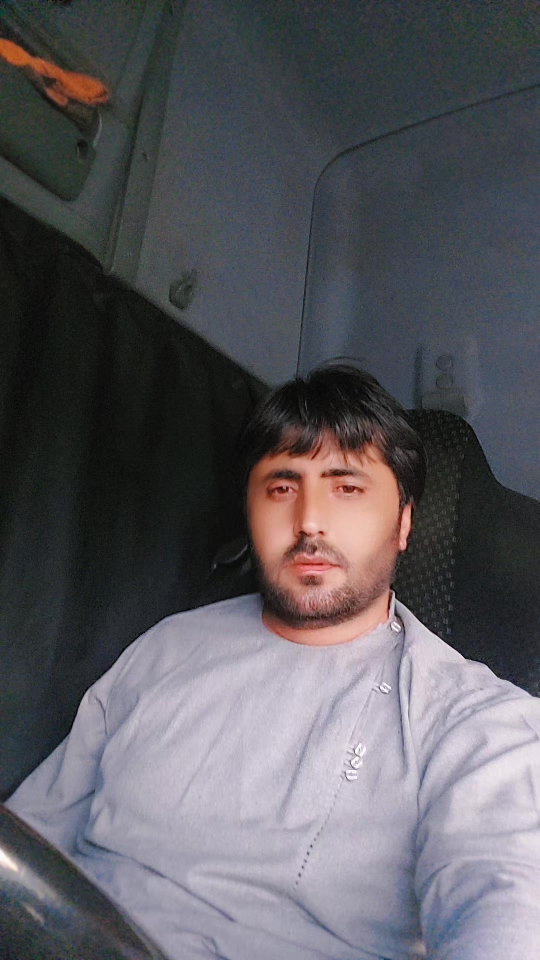 @نسيم ځاځي
