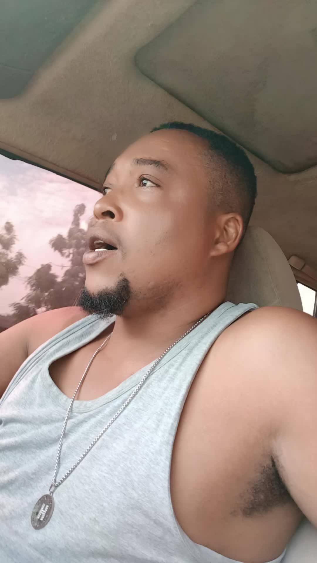 @rockyneg