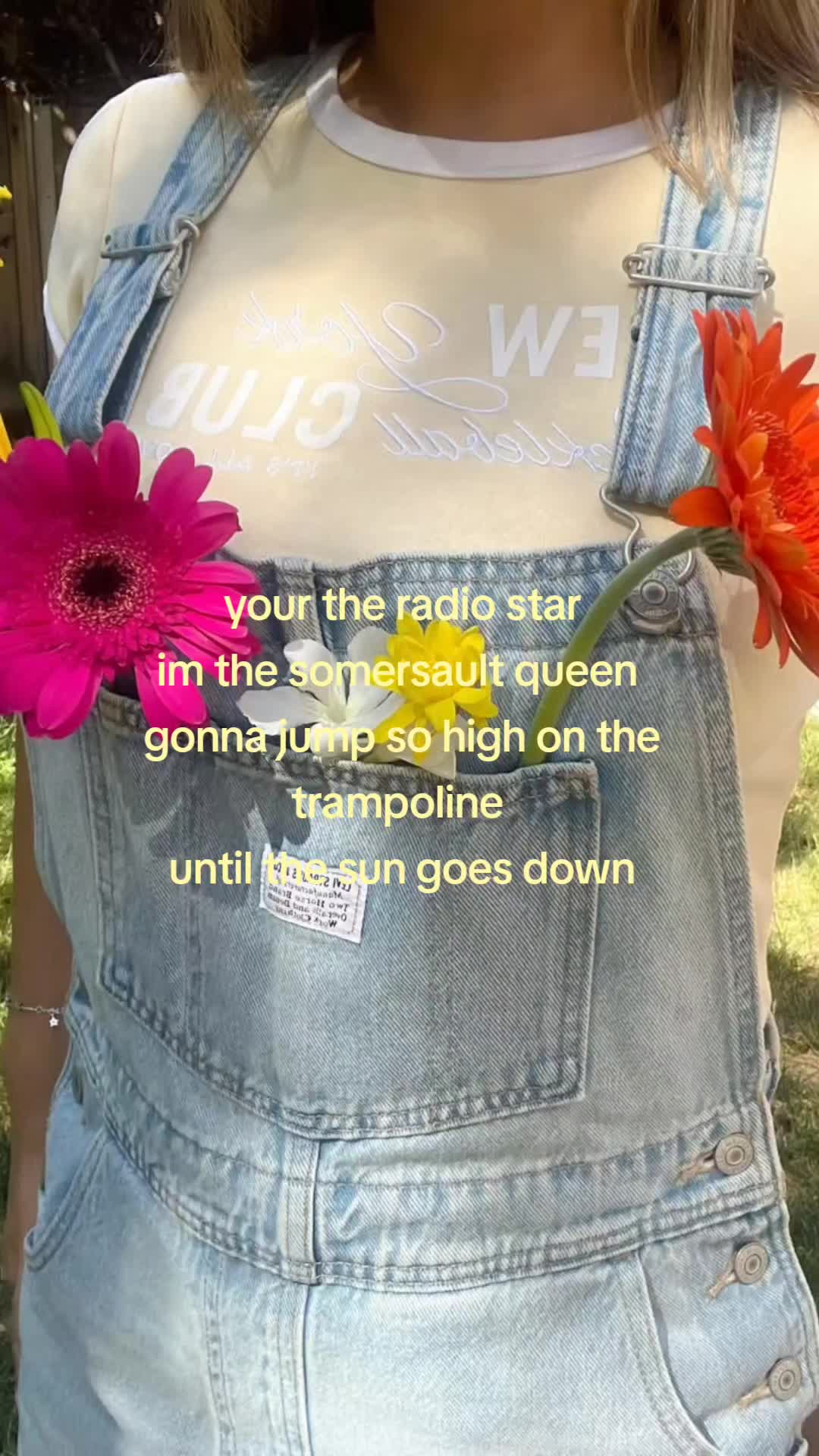 @🫰