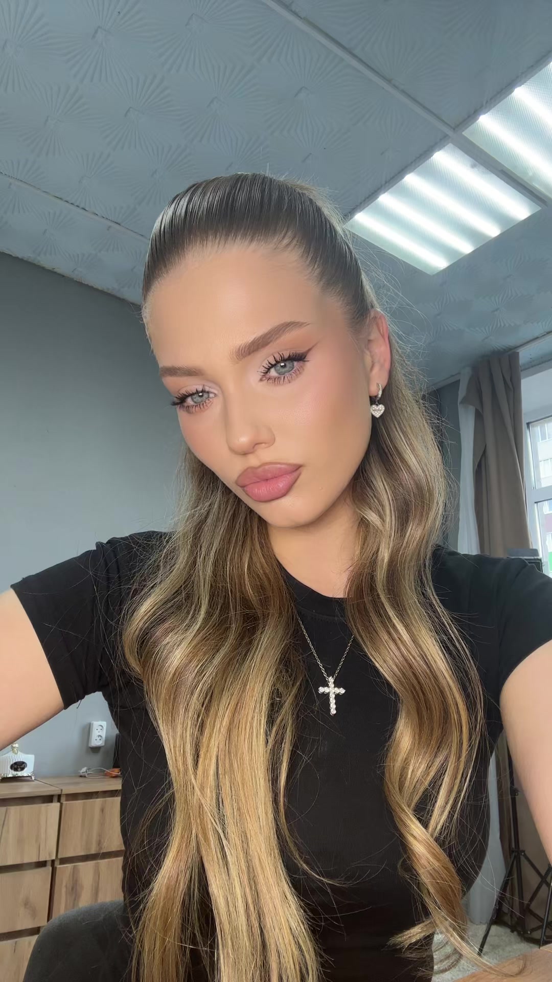 @единственная