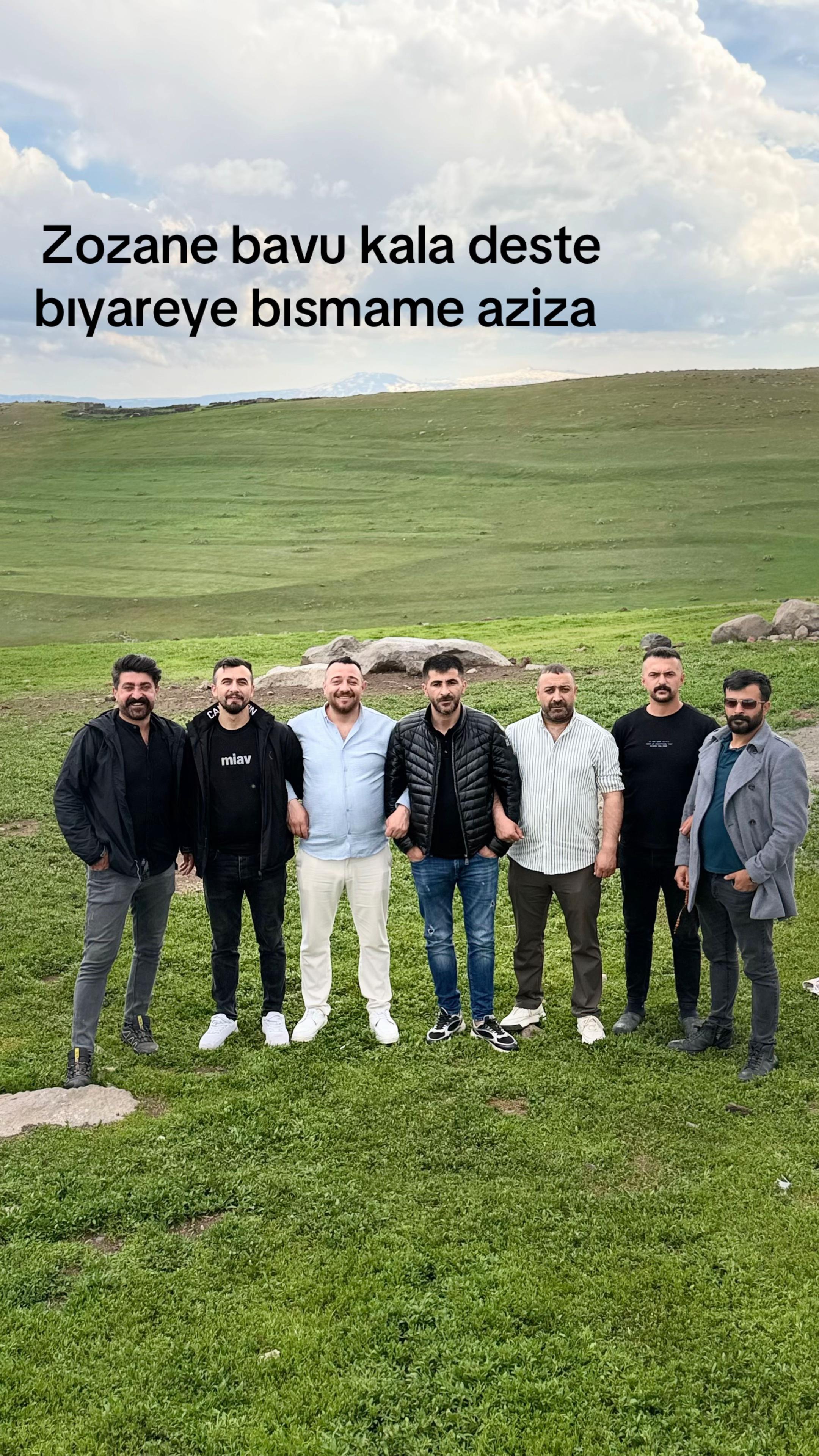 @&Ouml;zg&uuml;r SoLmaz