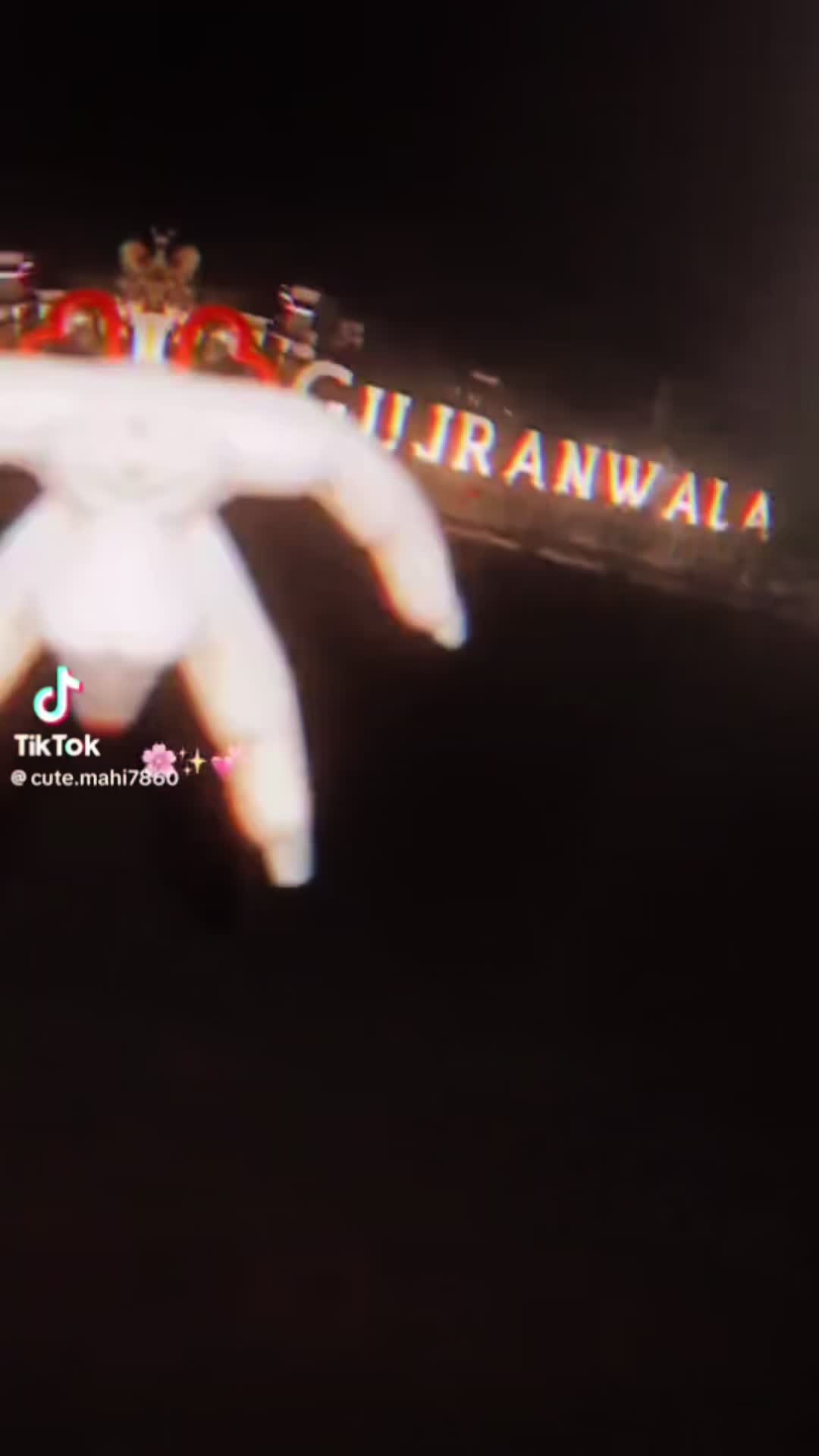 @𝓝𝓸𝓶𝓪𝓷 𝓜𝓪𝓷𝓳 🎭 &trade;️ 🇺🇸