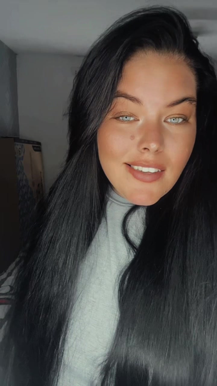 @Natasha ✨