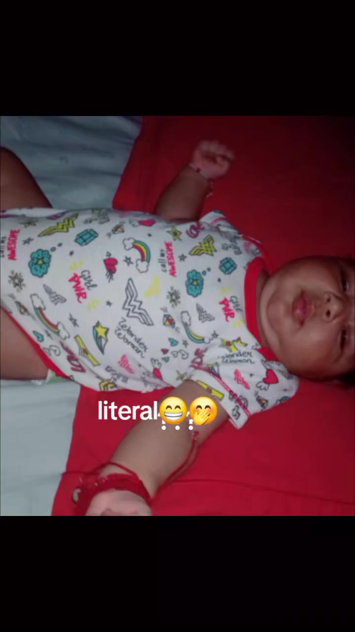 @la florecita olanchana❤️ 👸👸