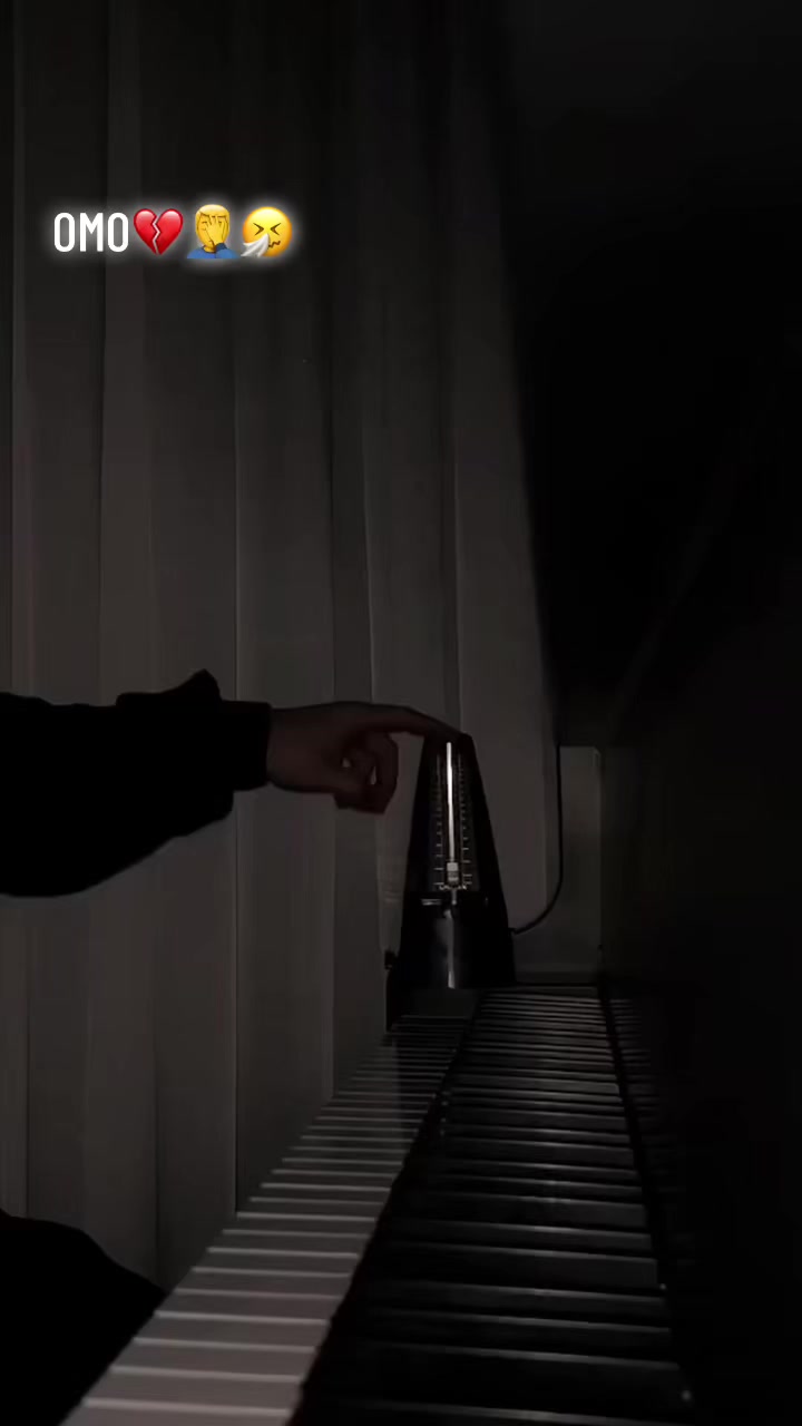 @𝔻𝕆ℕ 𝕎𝕀ℤ 𝔹𝕆𝕐