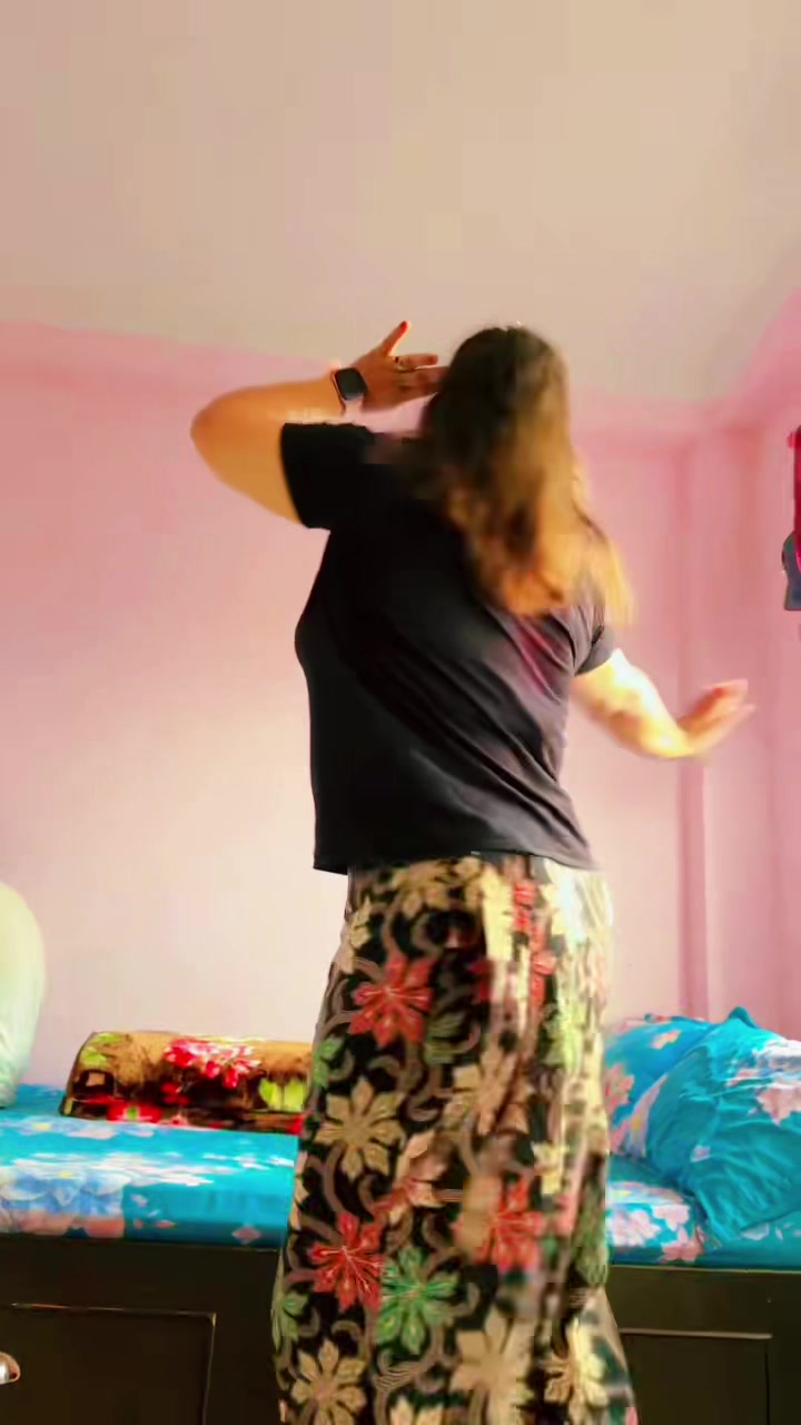 @Manishaoli053