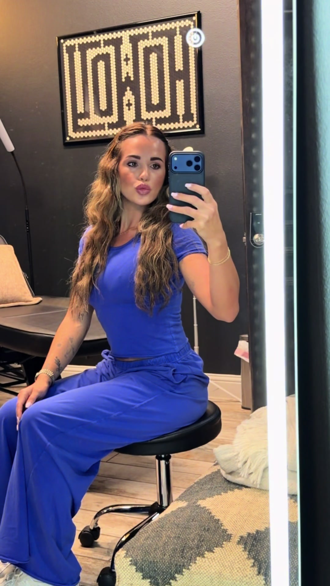 @glosssyink