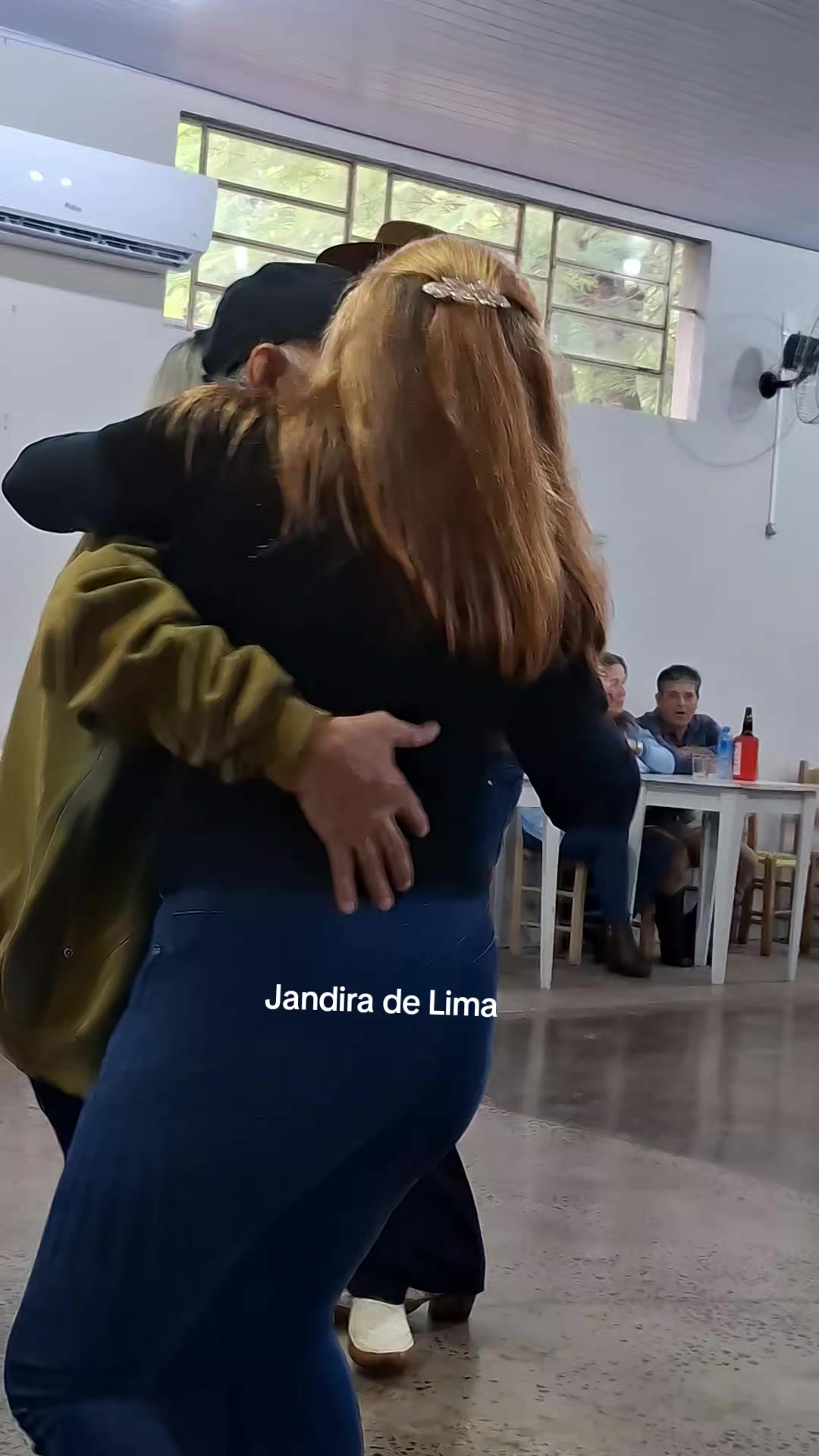 @Jandira