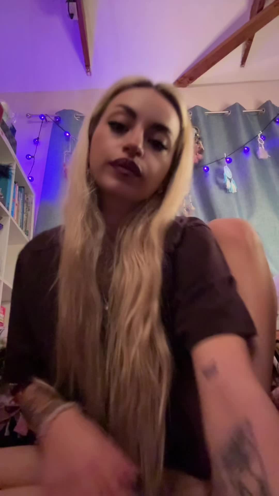 @𝚉𝙾𝙴 𝚂𝙴𝚁𝙴𝙽𝙰 ˚₊·