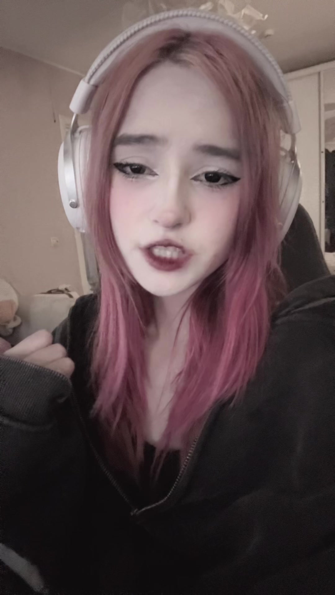 @fulomena