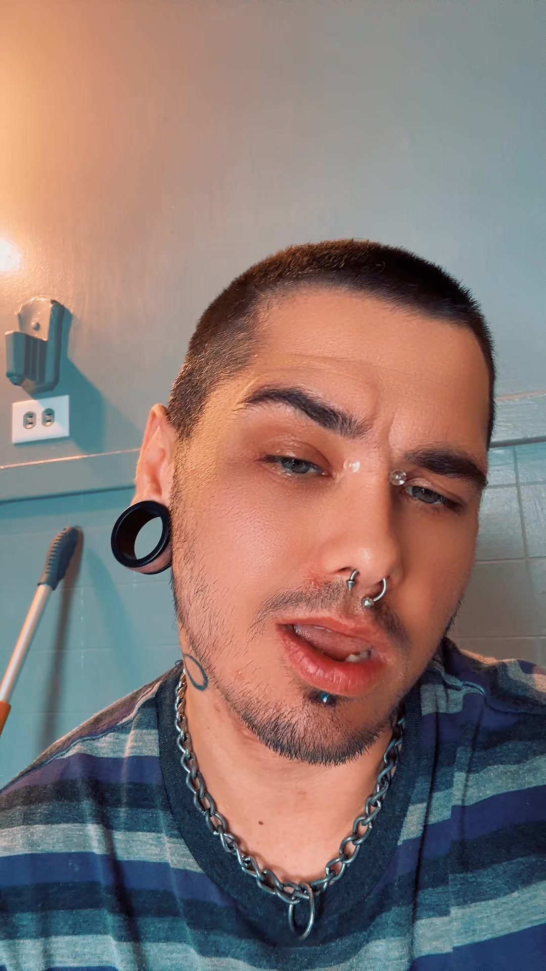 @T&yuml;ł&euml;r👌