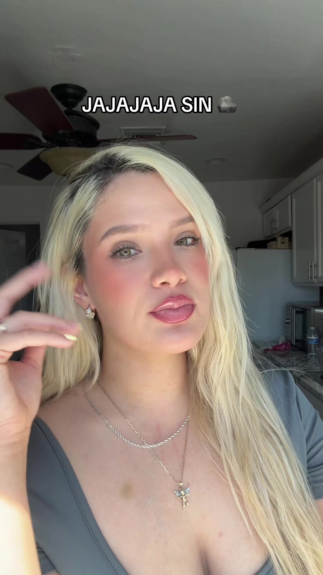 @👸🏼🍓🍅