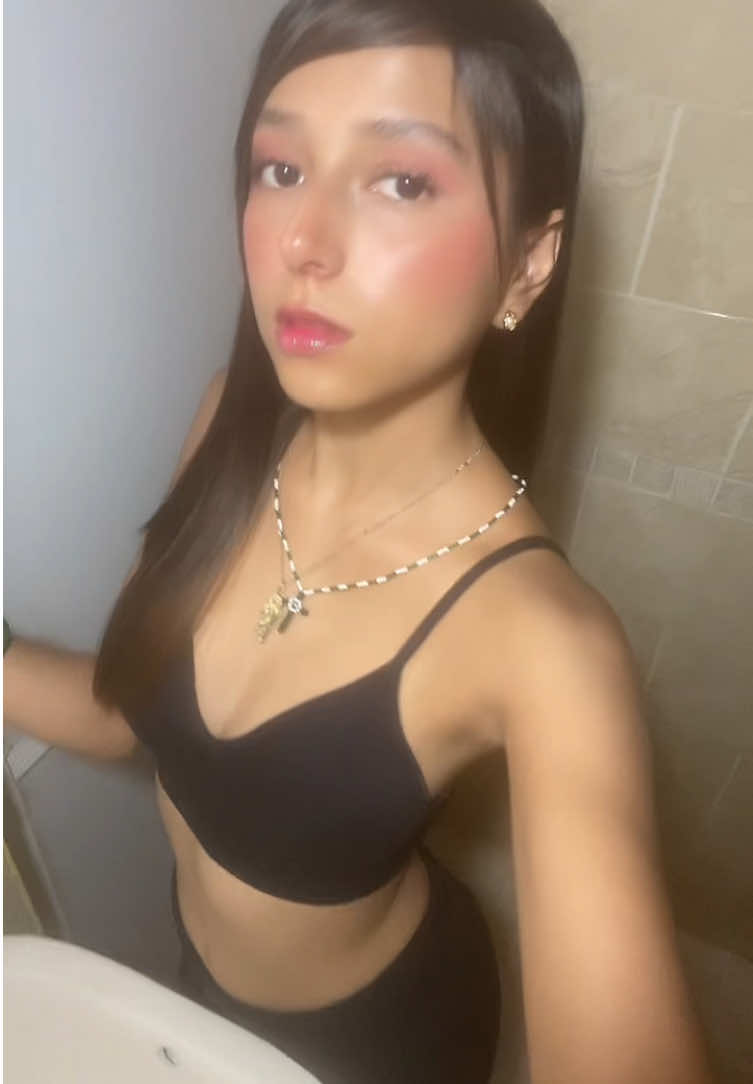 @Estefany🖤