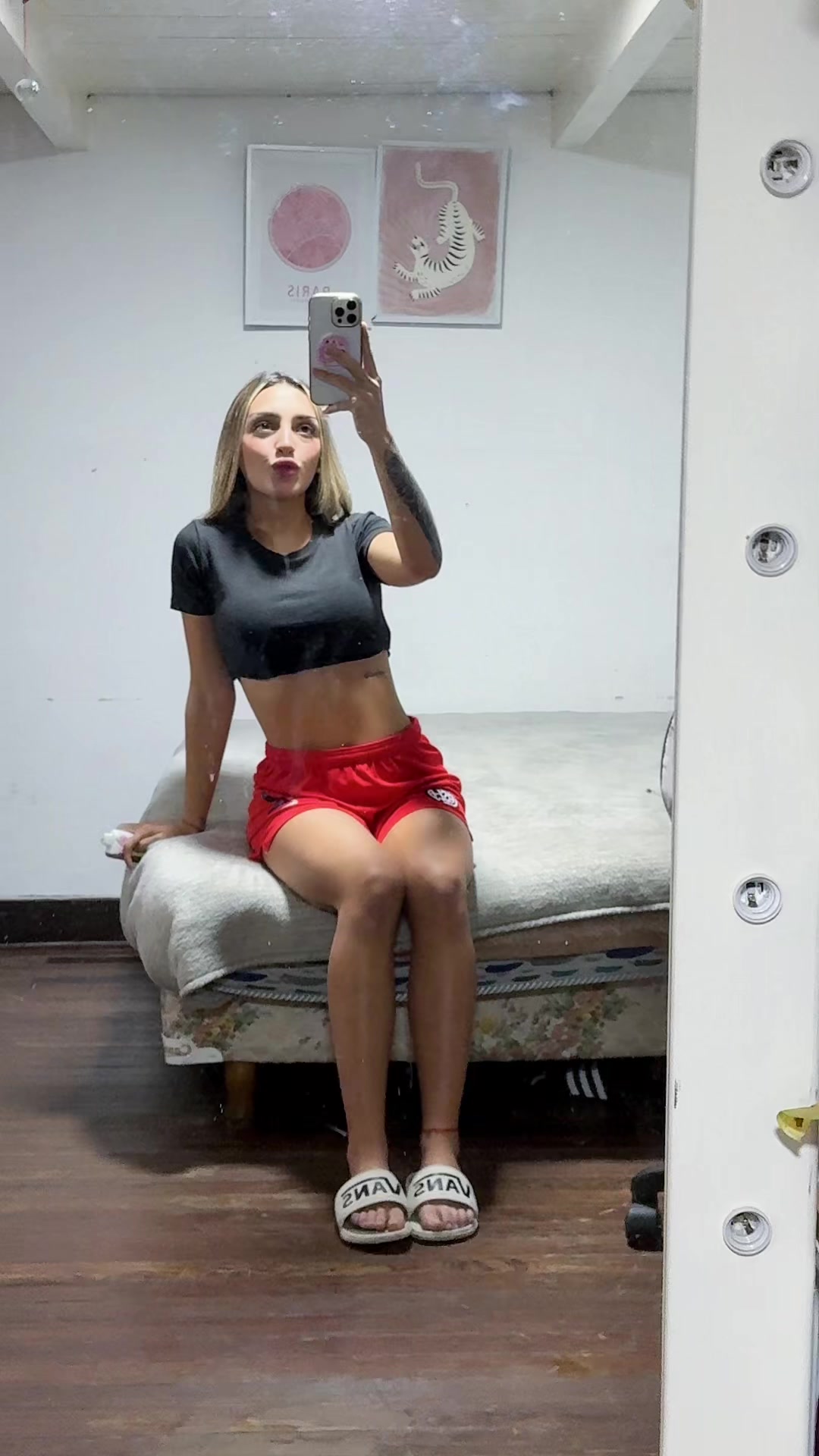 @Niki❤️