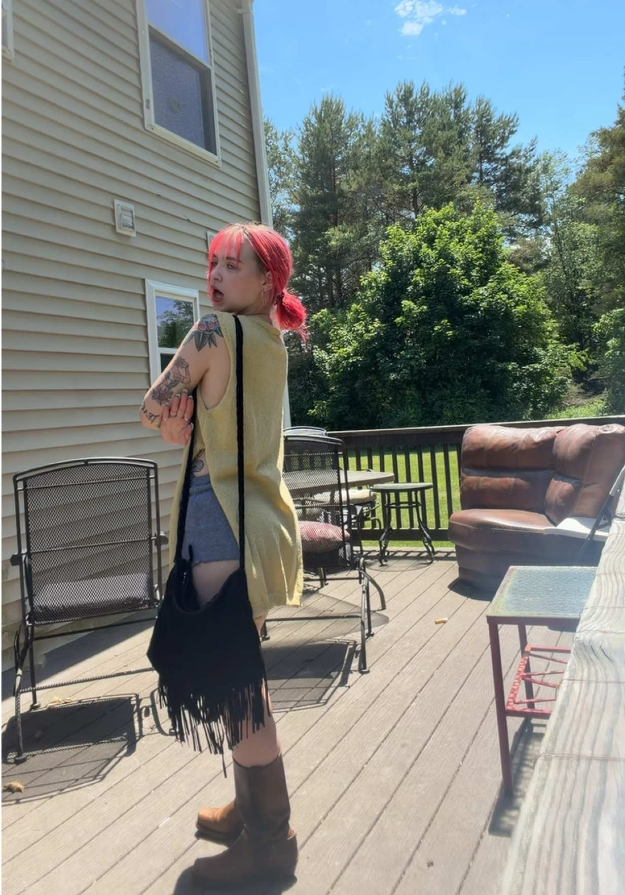 @lightscameronaction_