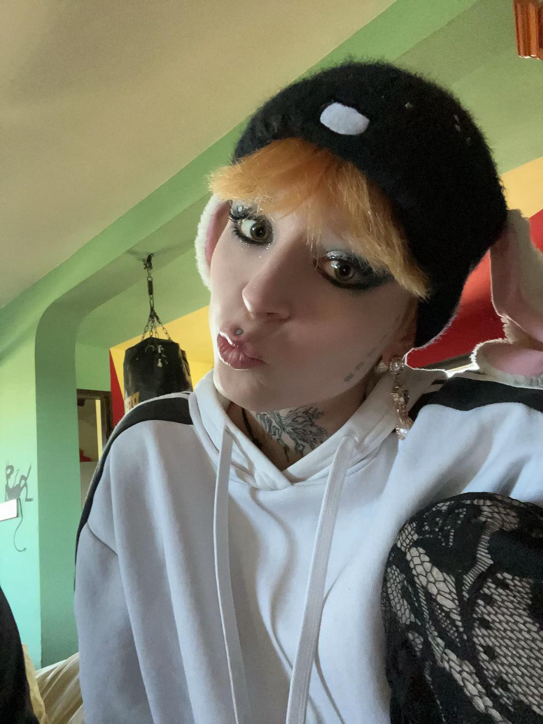 @Alien