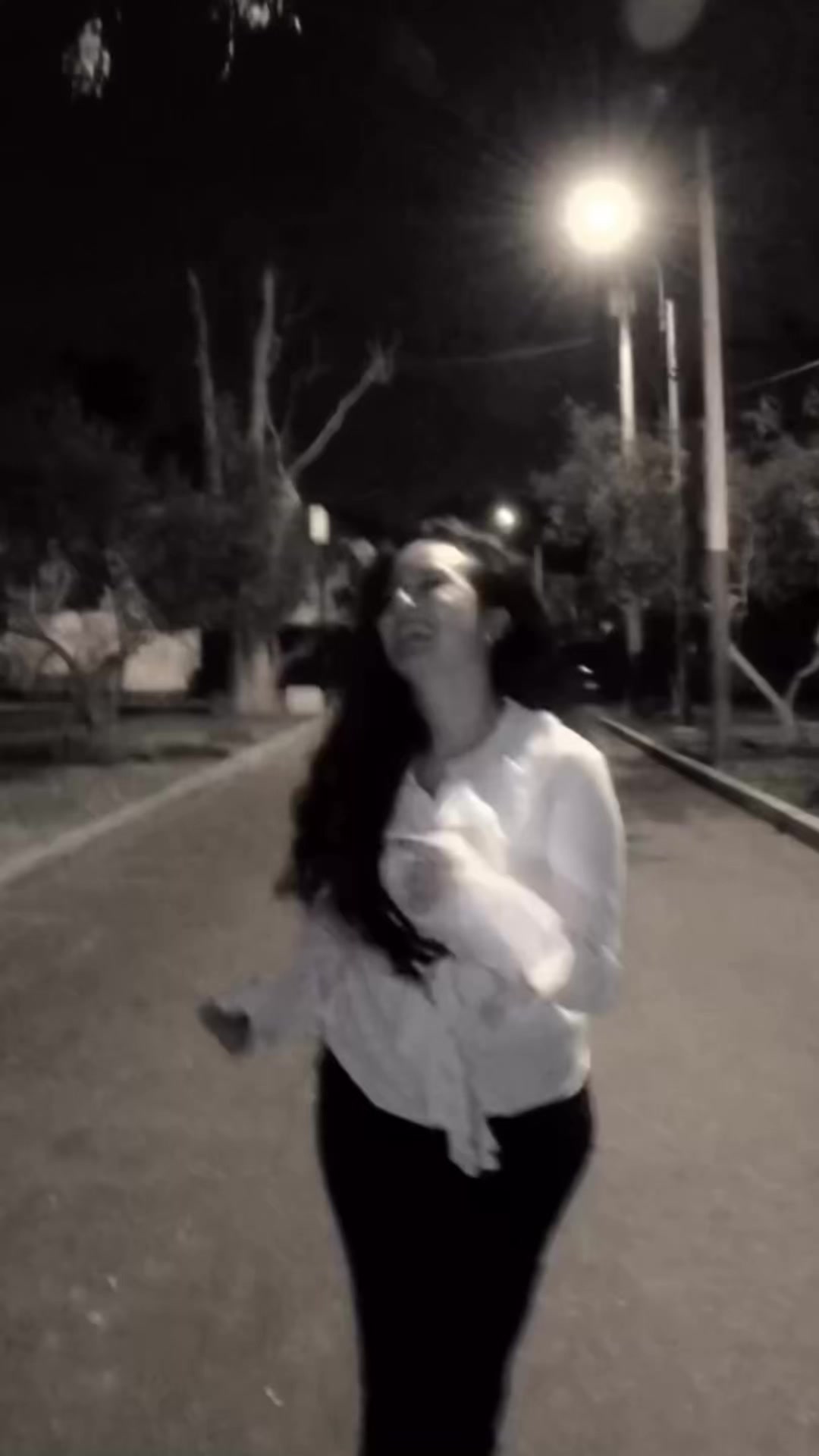 @DanielaDarcourt
