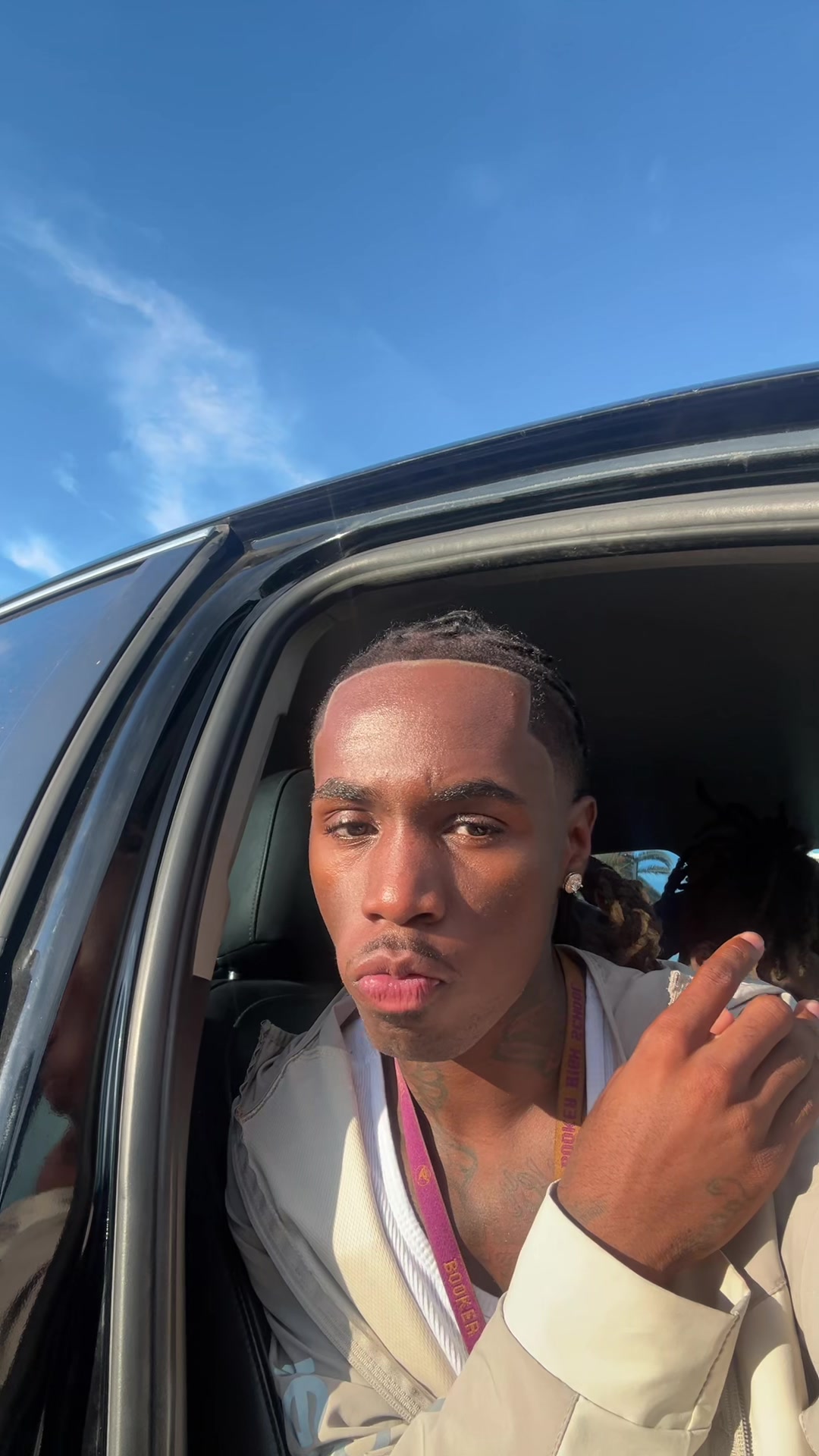 @zy